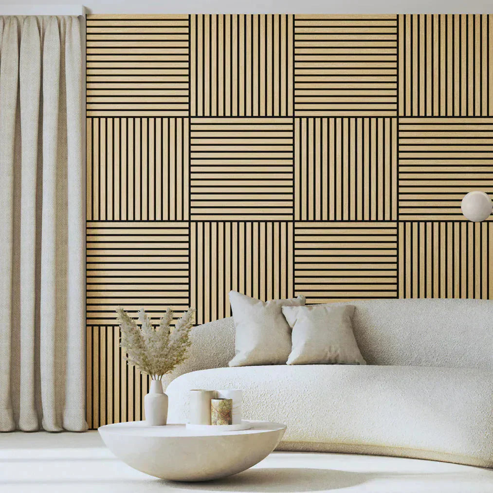 Confezione da 4 pannelli acustici quadrati in legno 600 mm x 600 mm con 1 adesivo in omaggio