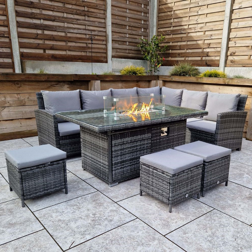 Salotto angolare da giardino Windsor Rattan con braciere e sgabelli